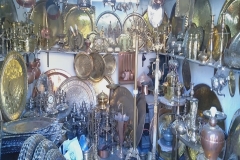 Arts, skills and practices associated with engraving on metals (gold, silver and copper)