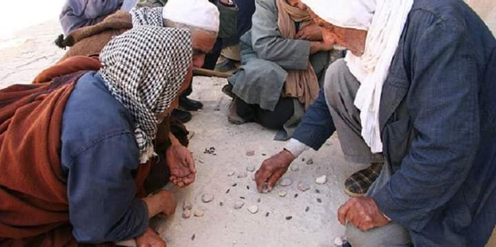 Jeux traditionnels cognitifs sur plateau